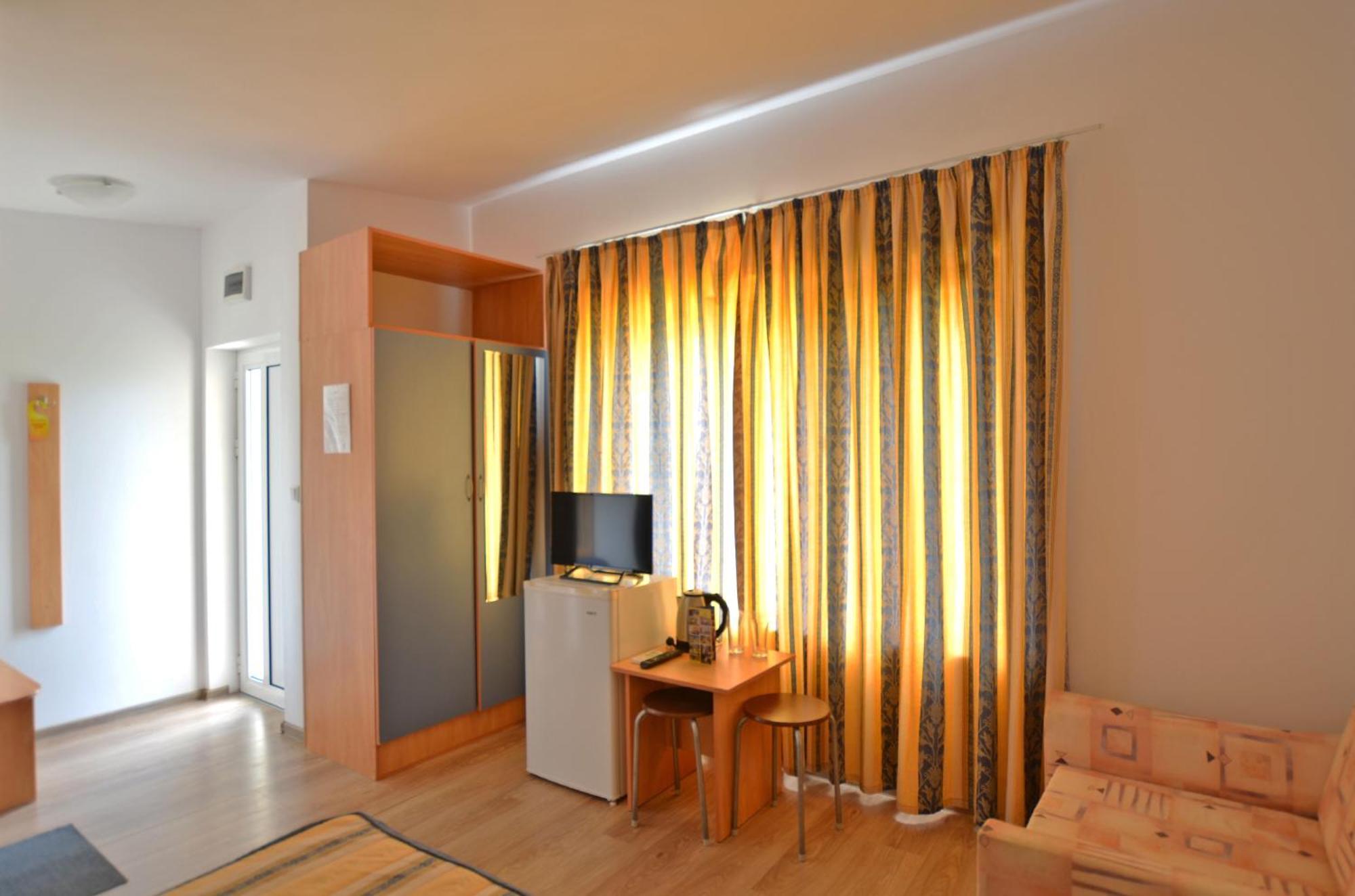 Di Mare Holiday Village คราเนโว ภายนอก รูปภาพ