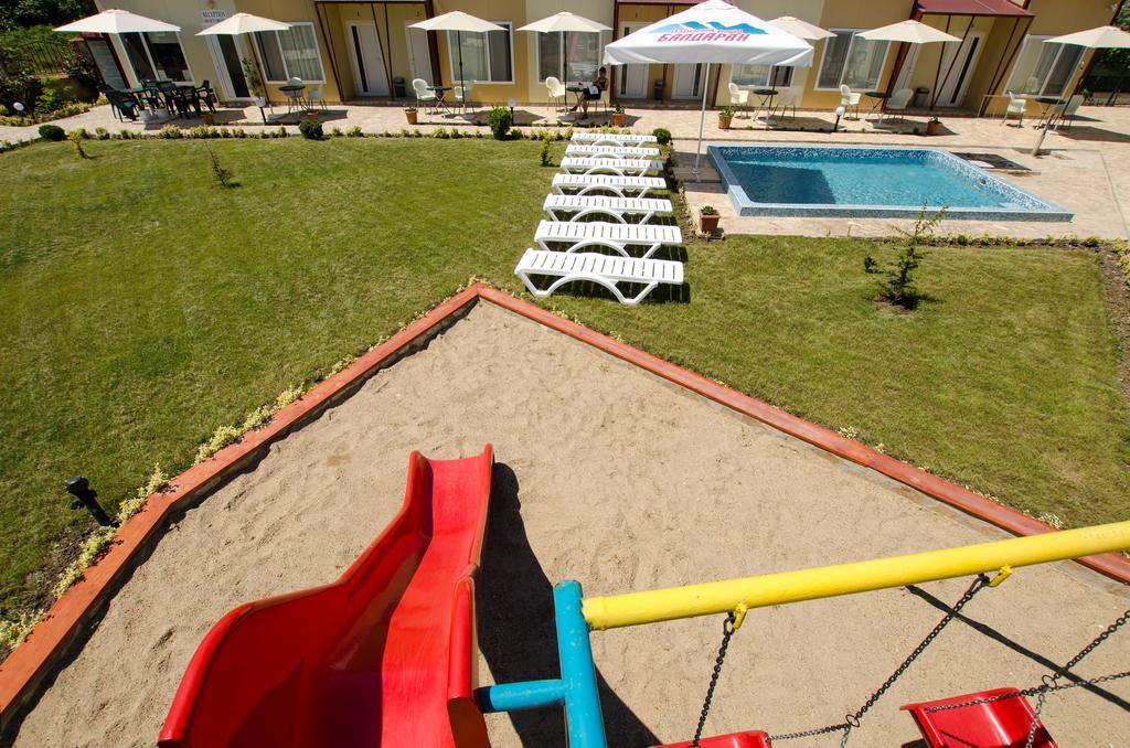 Di Mare Holiday Village คราเนโว ภายนอก รูปภาพ
