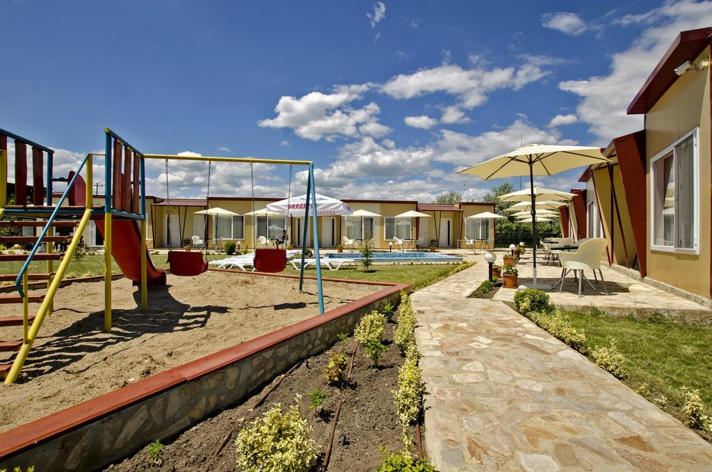 Di Mare Holiday Village คราเนโว ภายนอก รูปภาพ